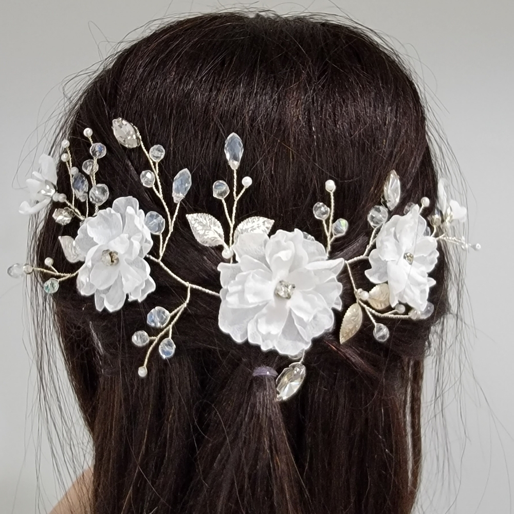 New Wedding accessories